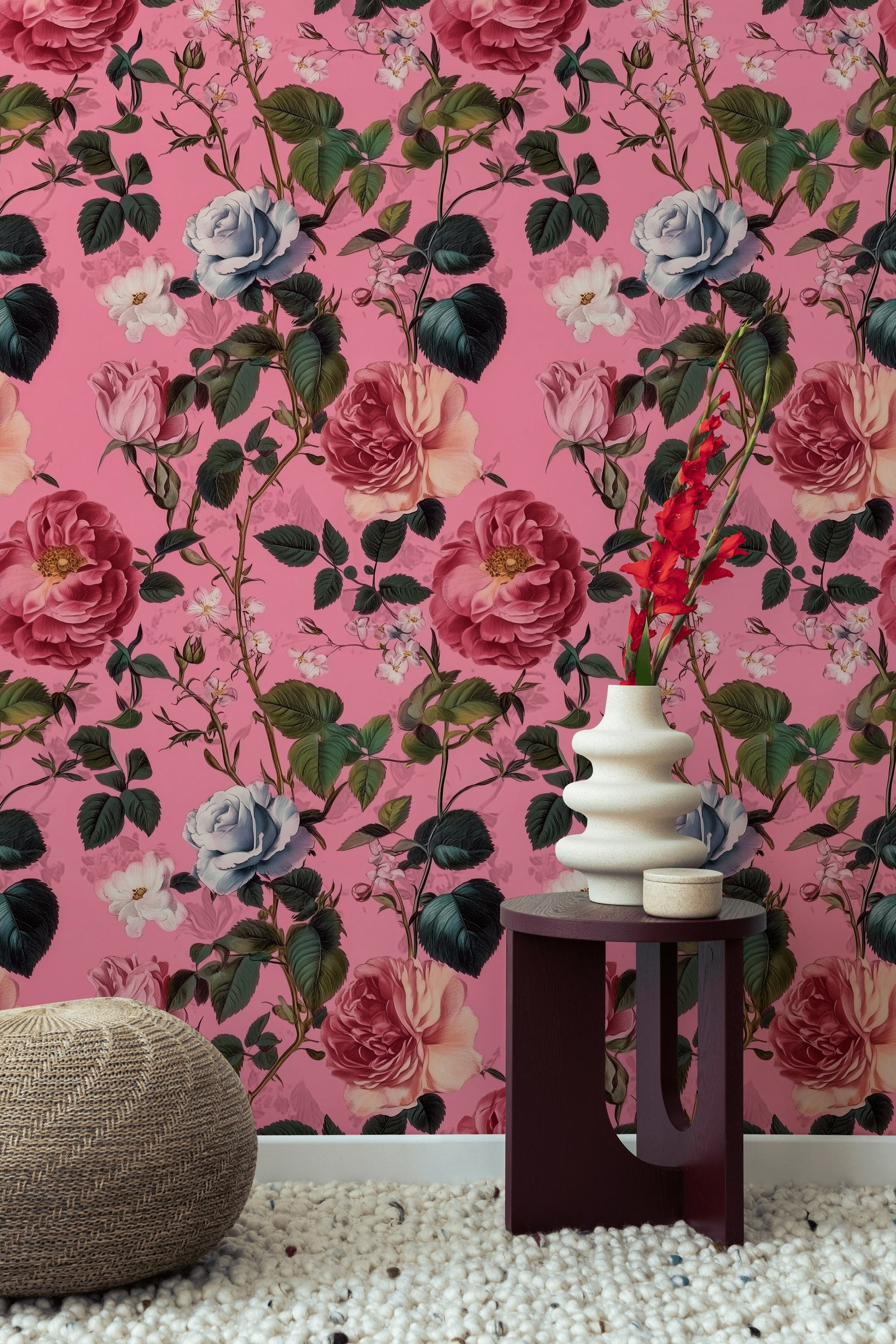 Vintage Gül Desenli Duvar Kağıdı Pembe Çiçekli Salon