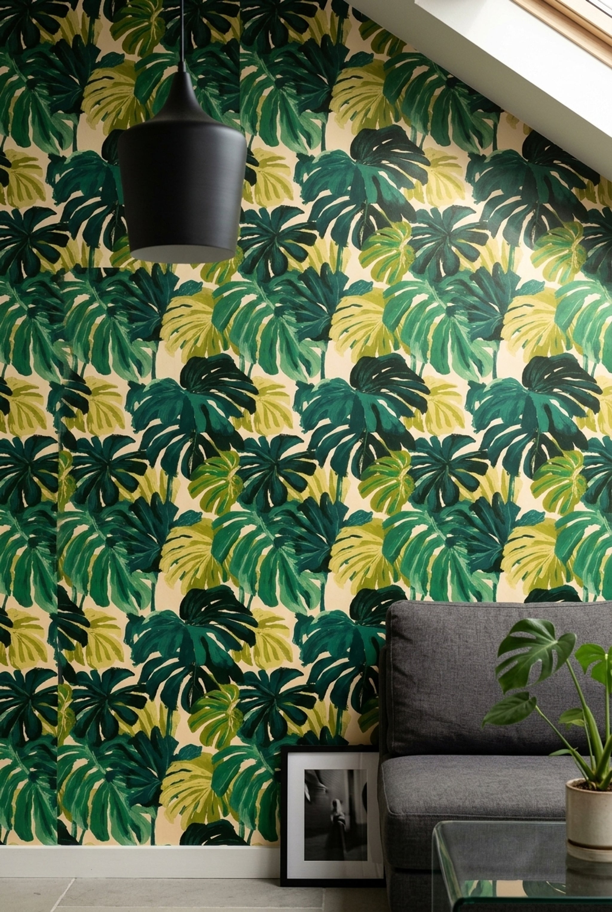 Tropikal Monstera Yapraklı Duvar Kağıdı Yeşil Salon Deseni