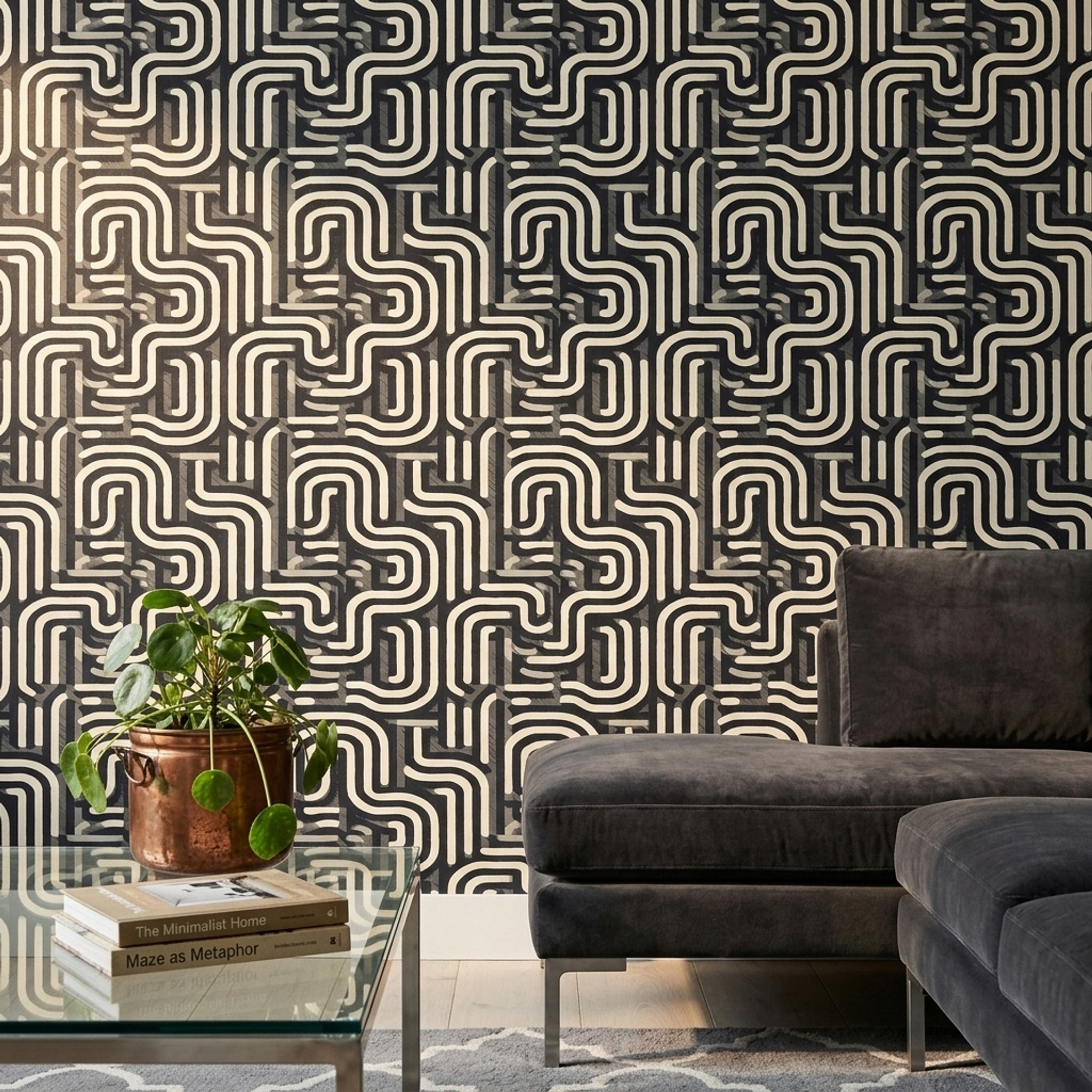 Geometrik Labirent Desenli Duvar Kağıdı Siyah Krem Salon
