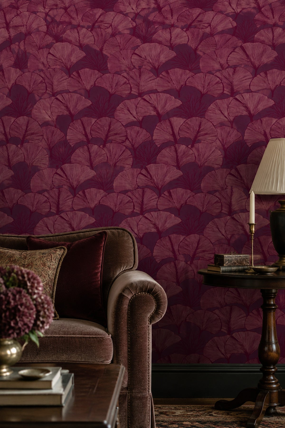 Ginkgo Yapraklı Duvar Kağıdı Bordo Desenli Yatak Odası
