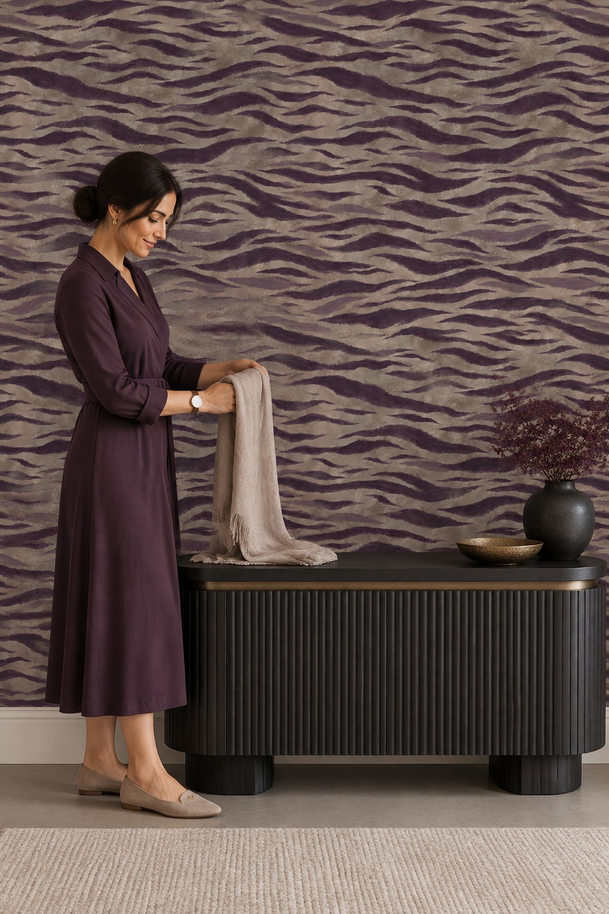 Dalga Desenli Duvar Kağıdı Mor Bej Modern Salon