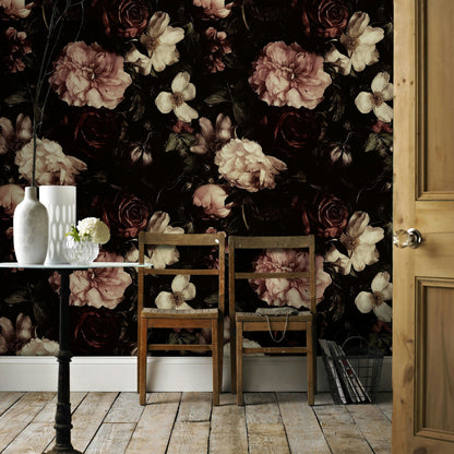 Koyu Zeminde Vintage Gül Desenli Duvar Kağıdı Salon