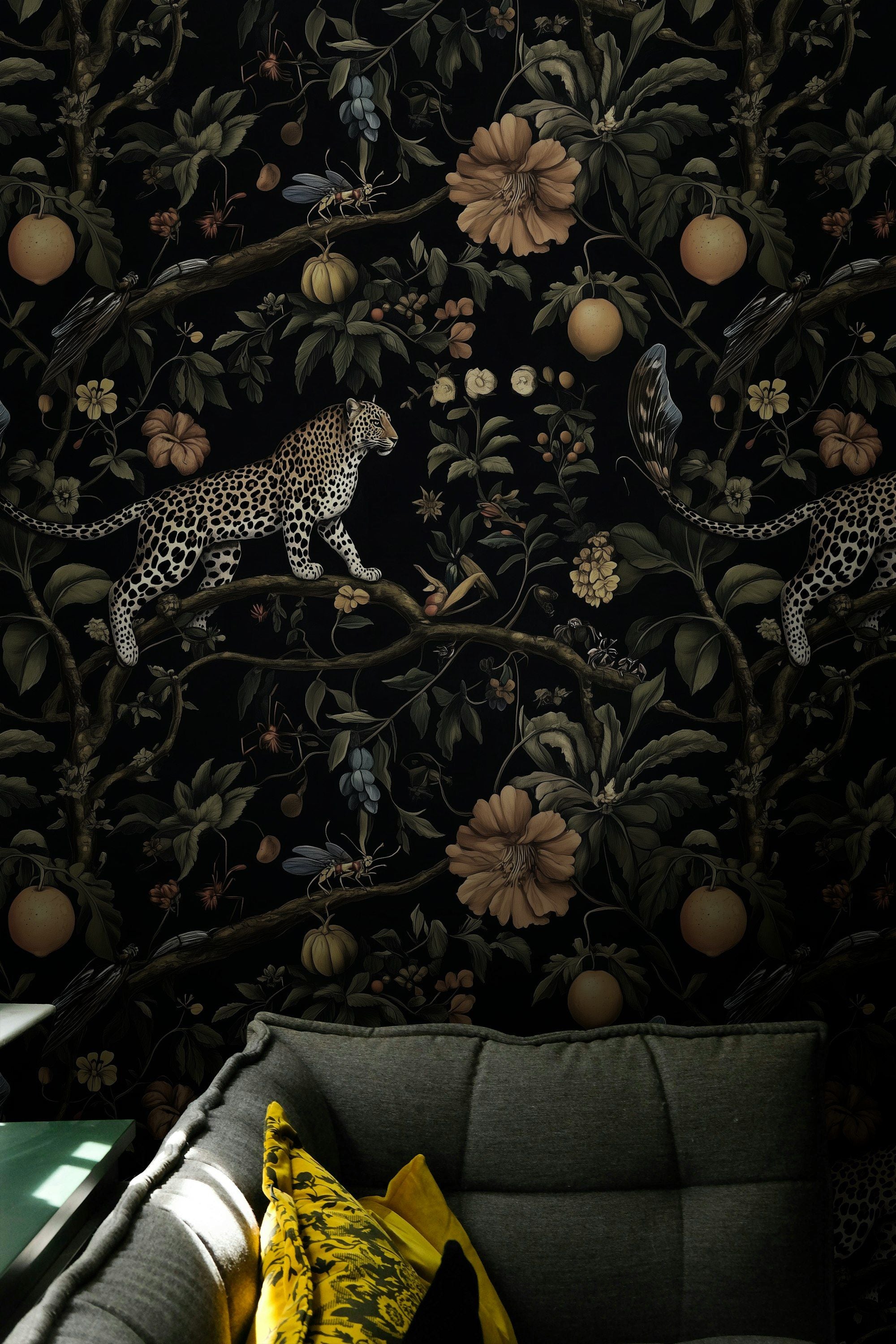 Leoparlı Orman Duvar Kağıdı Siyah Yeşil Salon