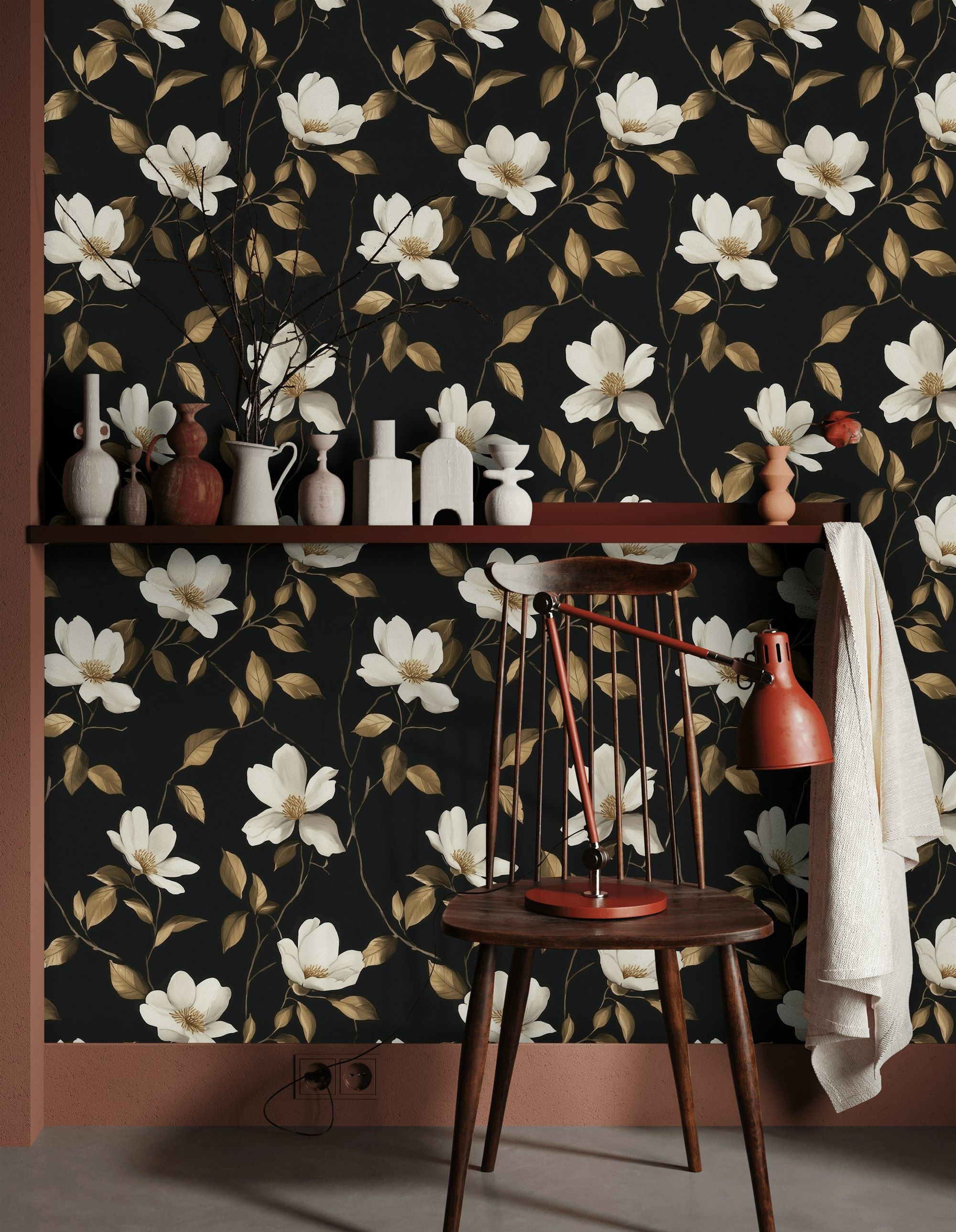 Manolya Çiçekli Duvar Kağıdı Siyah Zeminli Vintage Salon