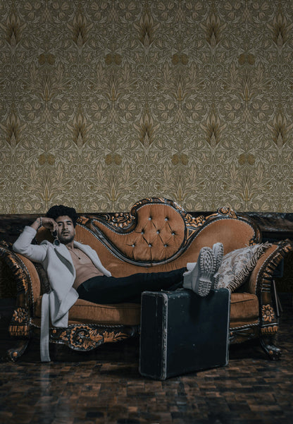 Vintage Çiçekli Duvar Kağıdı Altın Bej Klasik Salon