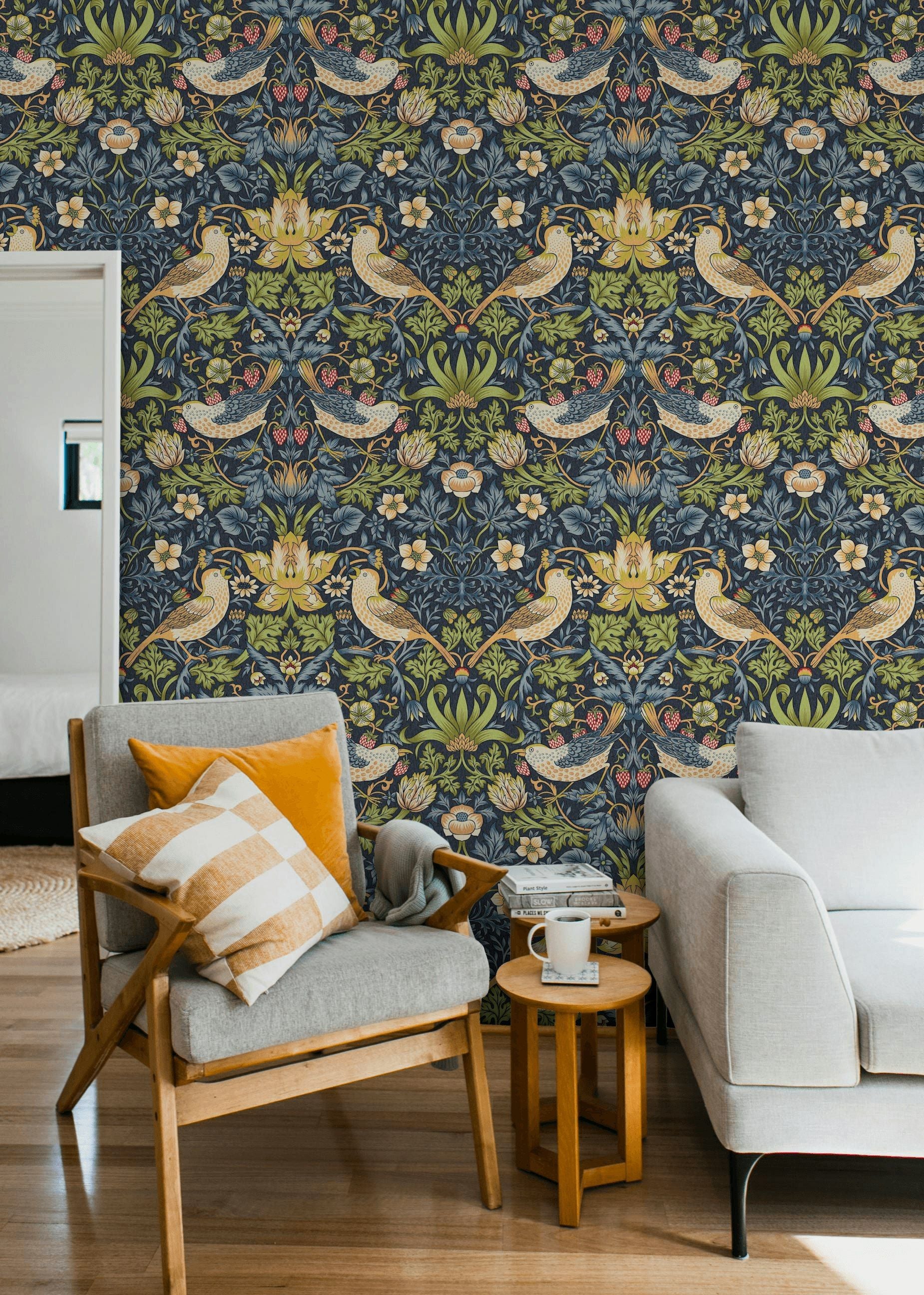 Kuş ve Çiçek Desenli Duvar Kağıdı Lacivert Vintage Salon