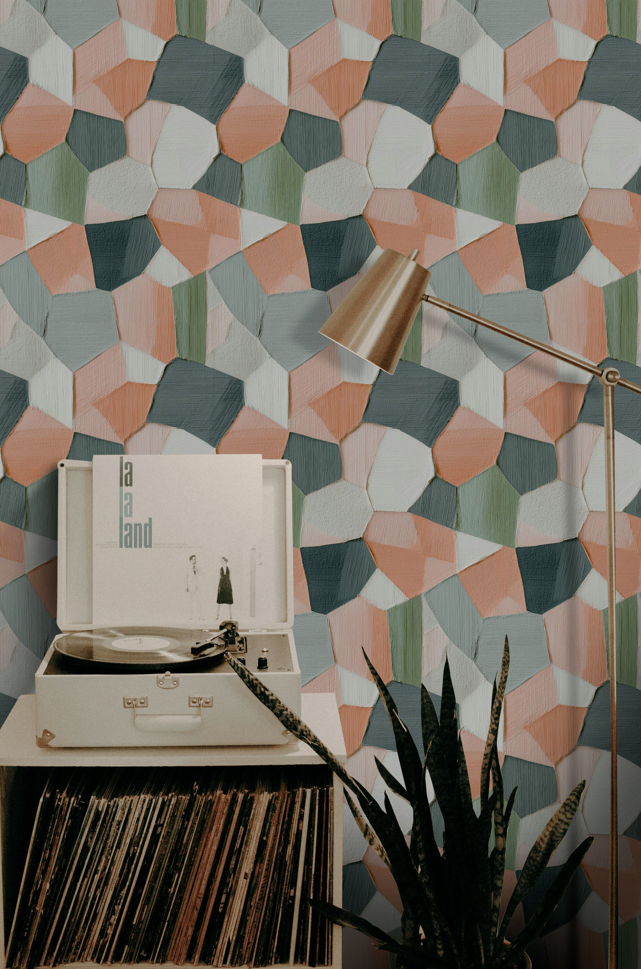 Geometrik Desenli Duvar Kağıdı Yeşil Pudra Tonlu Salon