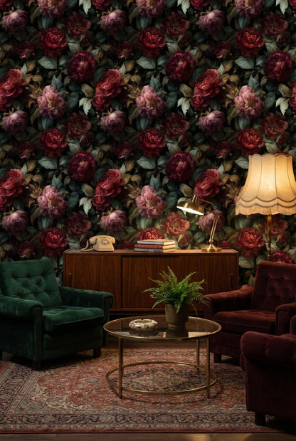 Koyu Zemin Gül Desenli Duvar Kağıdı Bordo Çiçekli Salon