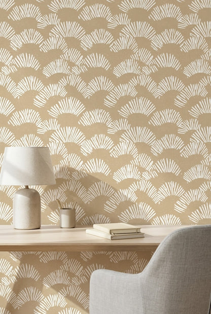 Geometrik Yelpaze Desenli Duvar Kağıdı Bej Beyaz Salon