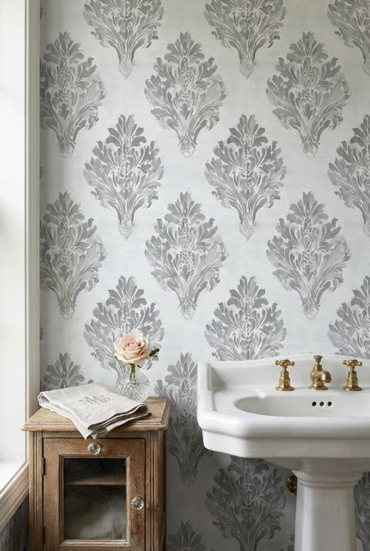 Klasik Damask Duvar Kağıdı Gri Krem Desenli Banyo