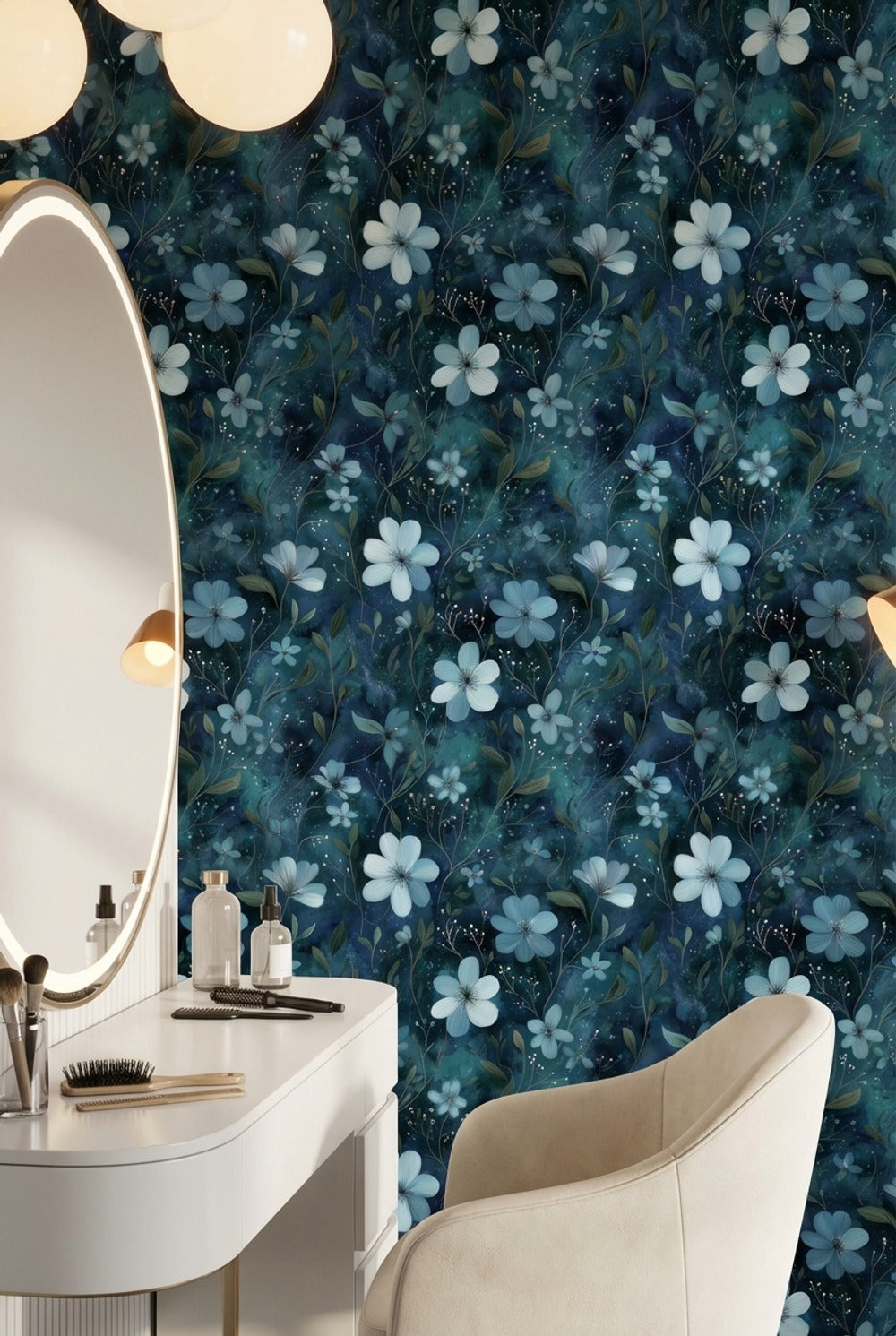 Lacivert Çiçek Desenli Duvar Kağıdı Modern Banyo Dekoru