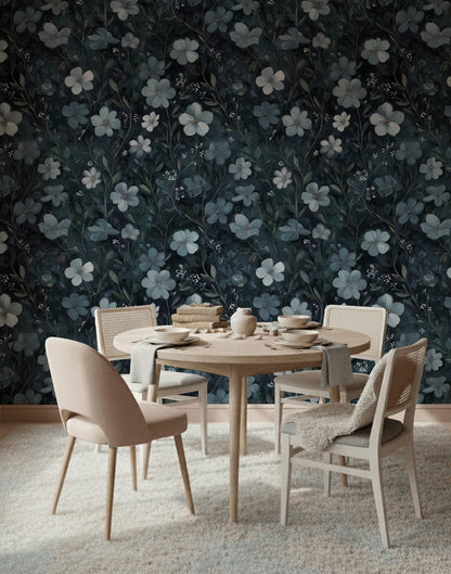 Koyu Mavi Çiçek Desenli Duvar Kağıdı Modern Salon