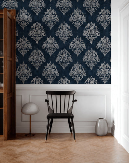 Lacivert Damask Desenli Duvar Kağıdı Klasik Salon Dekoru