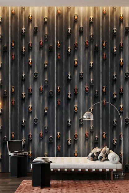 Maskeli Adam Desenli Duvar Kağıdı Siyah Modern Salon