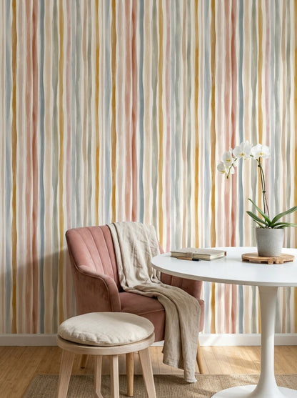 Pastel Dikey Çizgili Duvar Kağıdı Renk Geçişli Salon