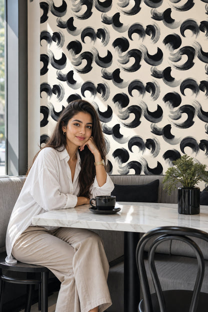 Siyah Fırça Darbeli Soyut Duvar Kağıdı Modern Salon