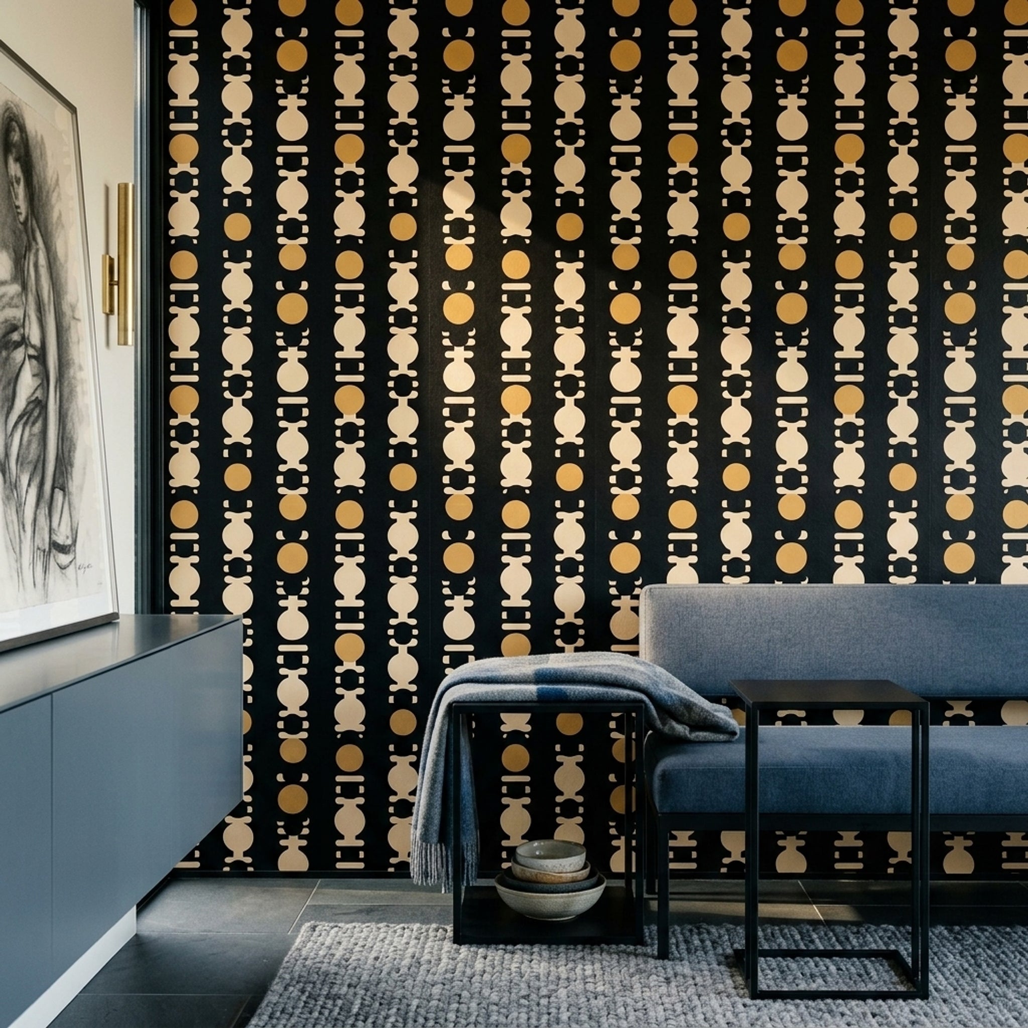 Geometrik Sıralı Motifli Duvar Kağıdı Siyah Bej Modern