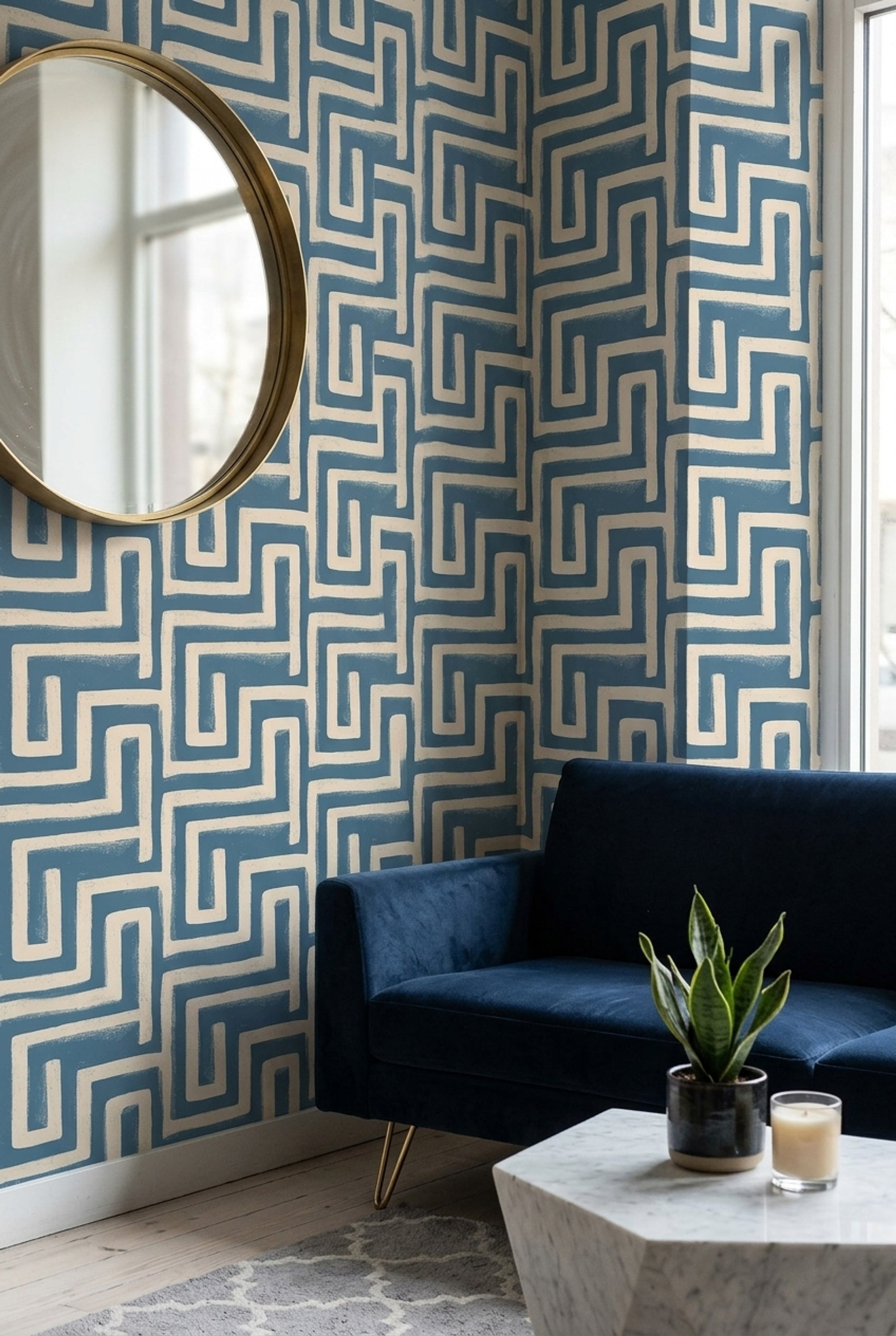Geometrik Labirent Desenli Duvar Kağıdı Mavi Krem Salon