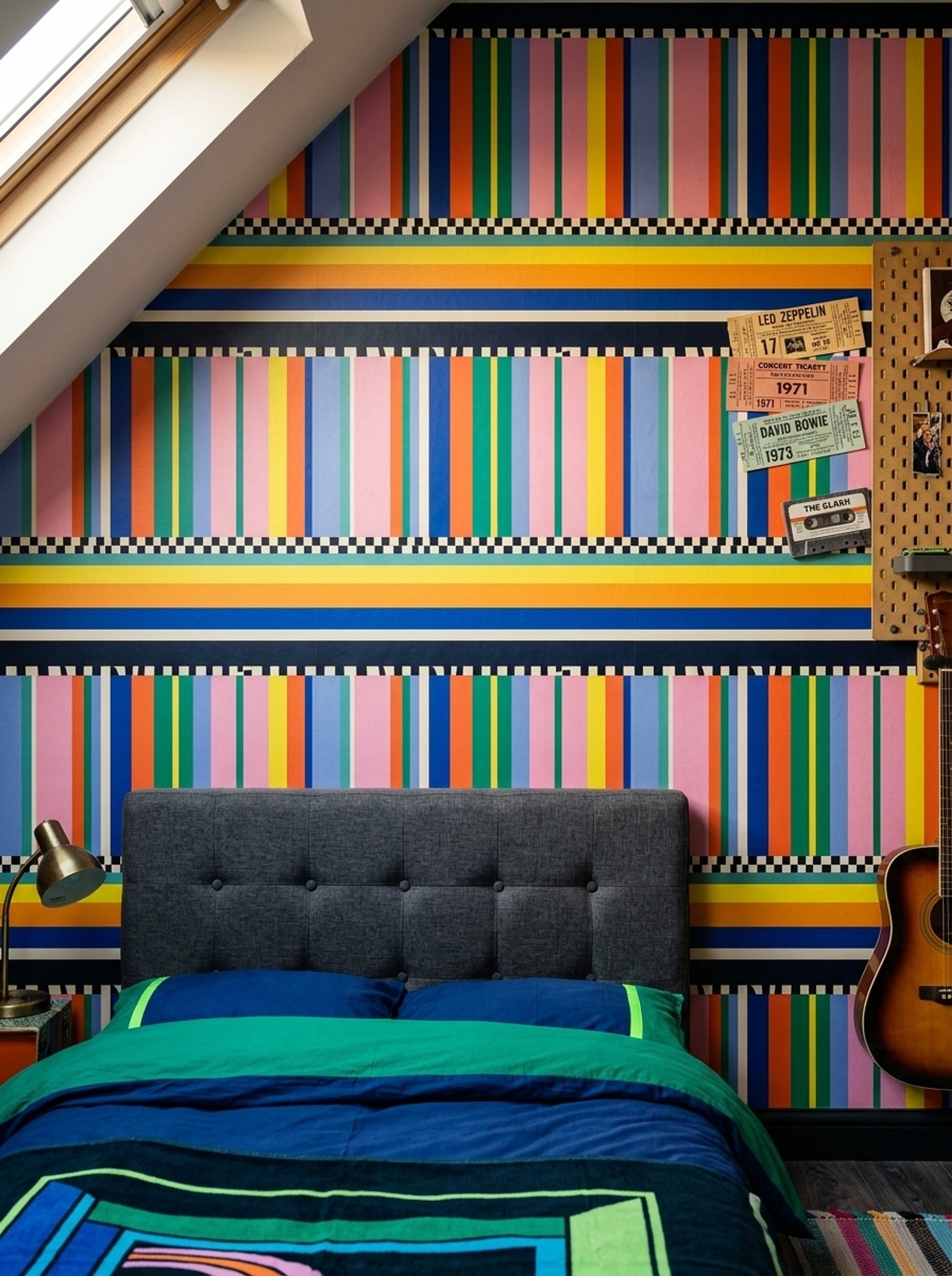 Renkli Çizgili Duvar Kağıdı Modern Geometrik Salon Duvarı