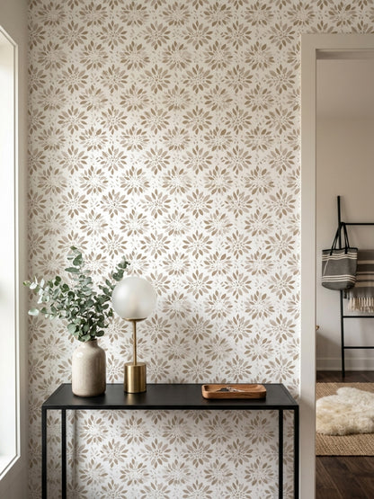 Bej Çiçek Motifli Duvar Kağıdı Minimal Salon Deseni