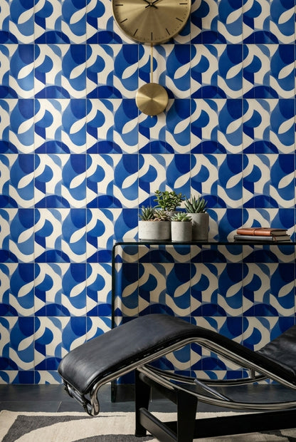 Mavi Beyaz Geometrik Duvar Kağıdı Modern Banyo Deseni