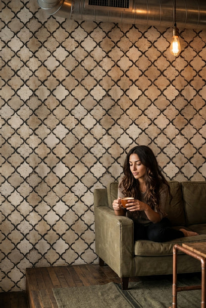 Fas Esintili Geometrik Duvar Kağıdı Bej Siyah Salon