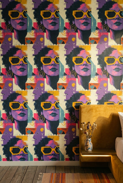 Pop Art Kadın Figürlü Duvar Kağıdı Mor Sarı Desenli