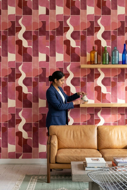 Geometrik Dalga Desenli Duvar Kağıdı Bordo Pembe Salon
