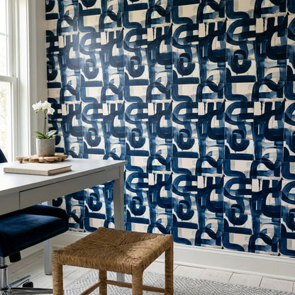 Lacivert Fırça Darbeli Geometrik Duvar Kağıdı Modern Salon