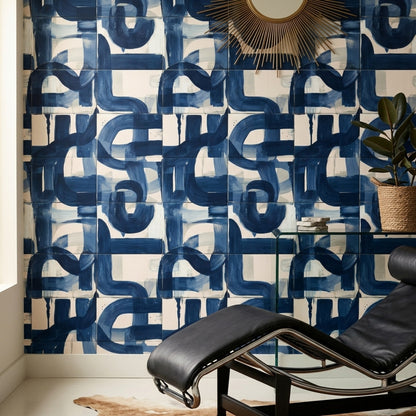 Lacivert Fırça Darbeli Geometrik Duvar Kağıdı Modern Salon