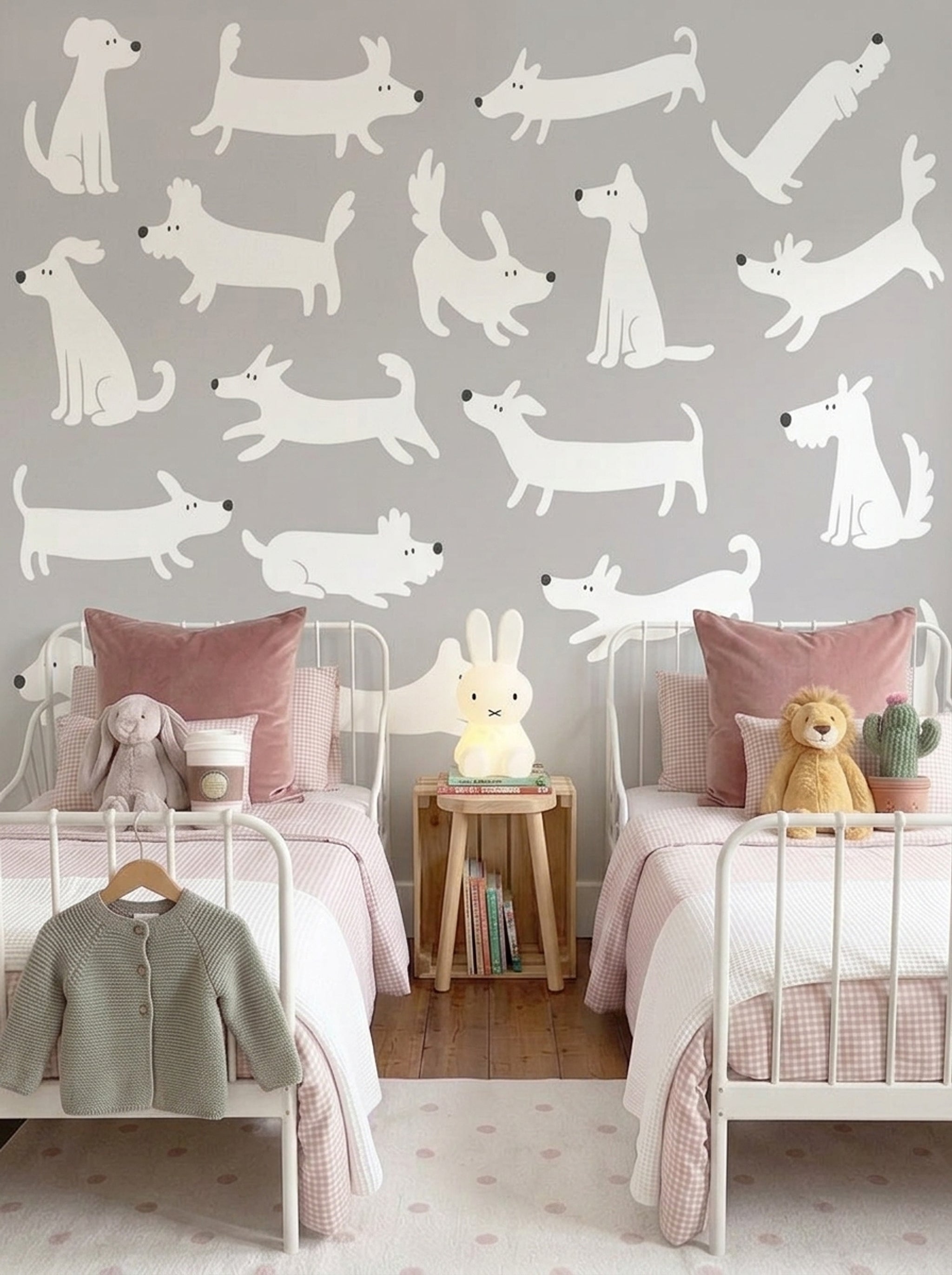 Sevimli Köpek Desenli Poster Duvar Kağıdı Gri Beyaz Bebek Odası