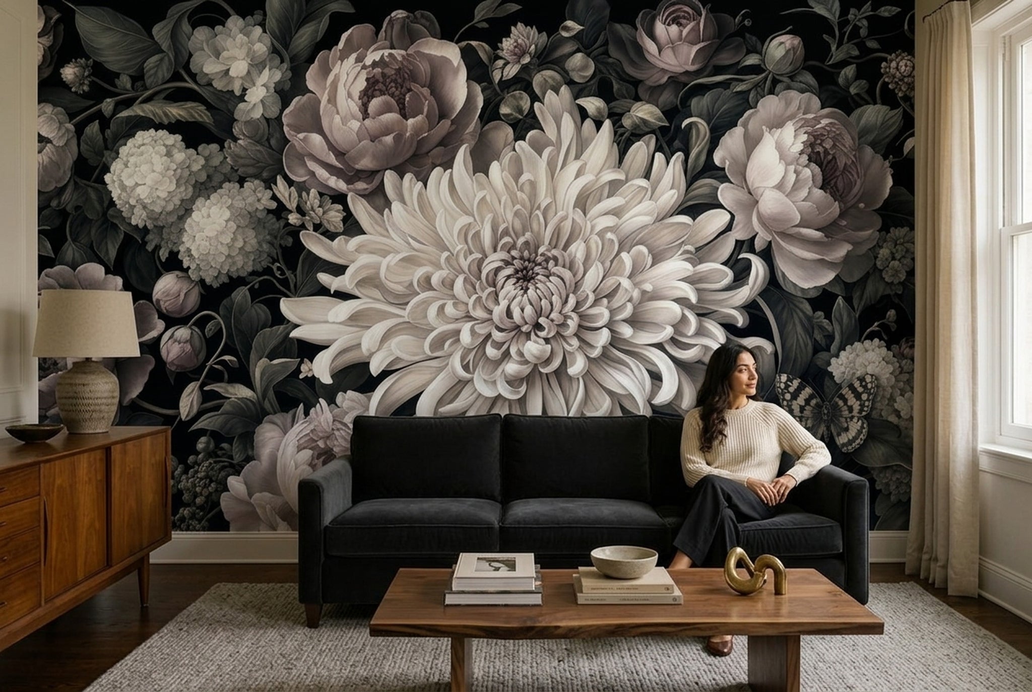 Karanlık Zeminde Büyük Çiçekli Poster Duvar Kağıdı Salon