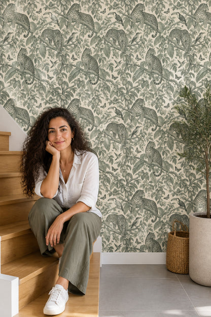 Leoparlı Tropikal Orman Duvar Kağıdı Yeşil Salon Deseni