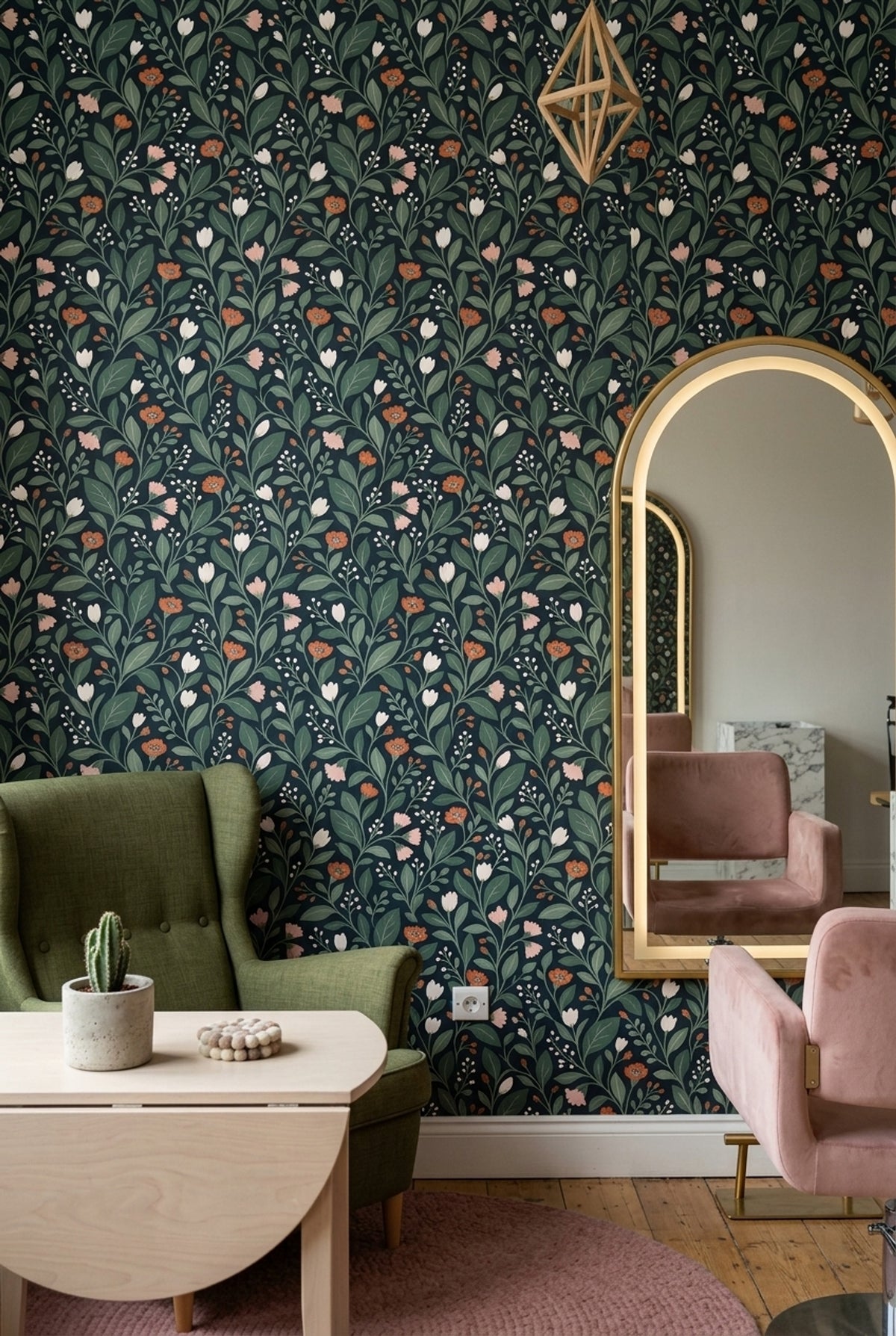 Çiçekli Yaprak Desenli Duvar Kağıdı Koyu Yeşil Salon