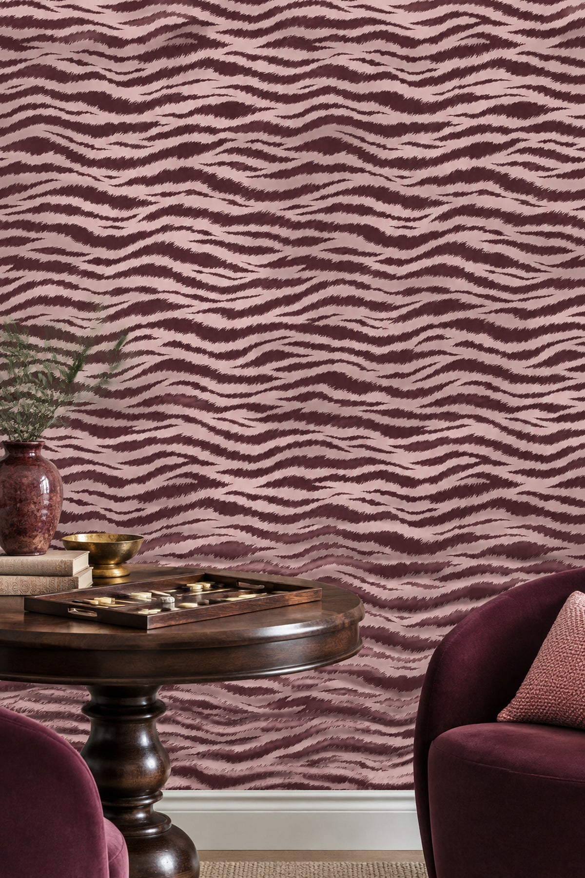 Zebra Desenli Duvar Kağıdı Bordo Krem Banyo Dekoru