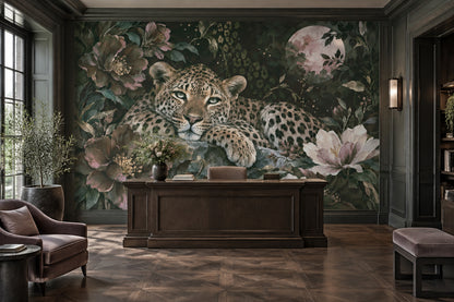 Leoparlı Çiçek Desenli Poster Duvar Kağıdı Koyu Yeşil Salon