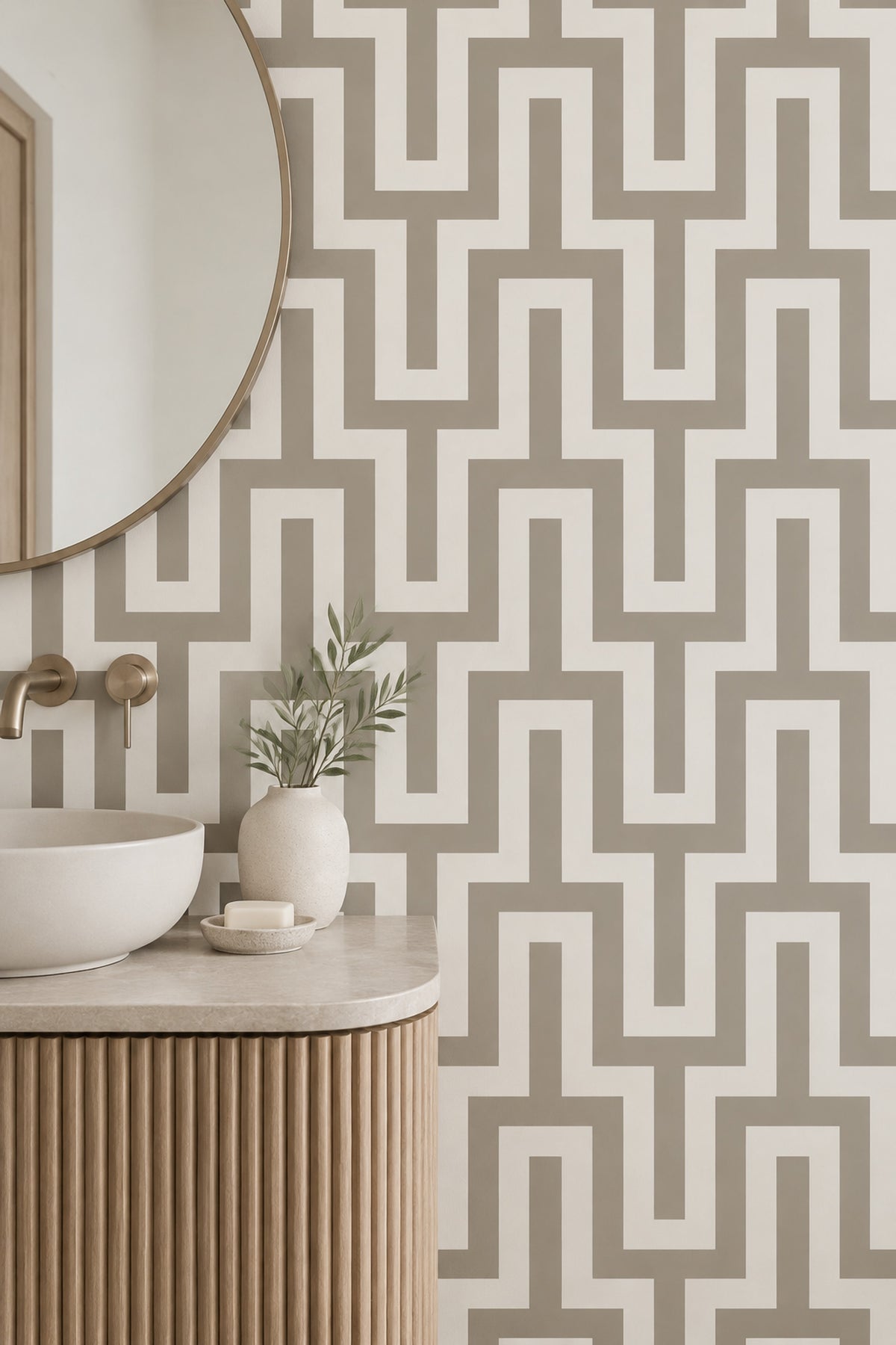 Geometrik Labirent Desenli Duvar Kağıdı Bej Gri Salon